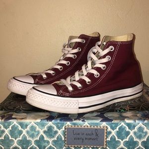 Maroon high top converse